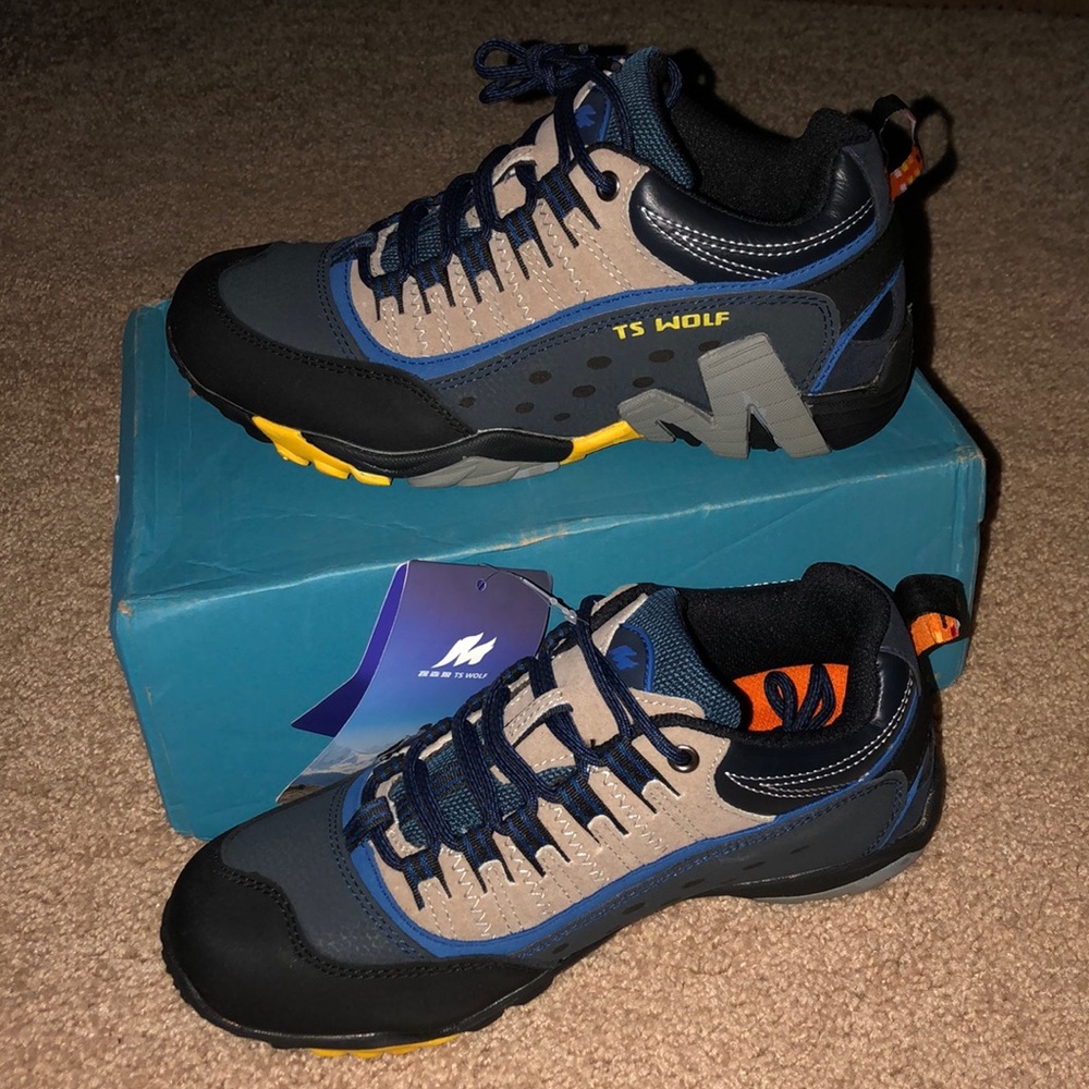 TS Wolf hiking boots